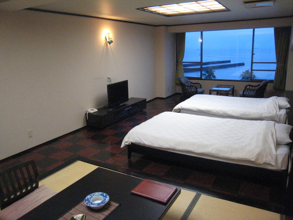 ホテルUtsumionsen Ichizu 愛知町 エクステリア 写真