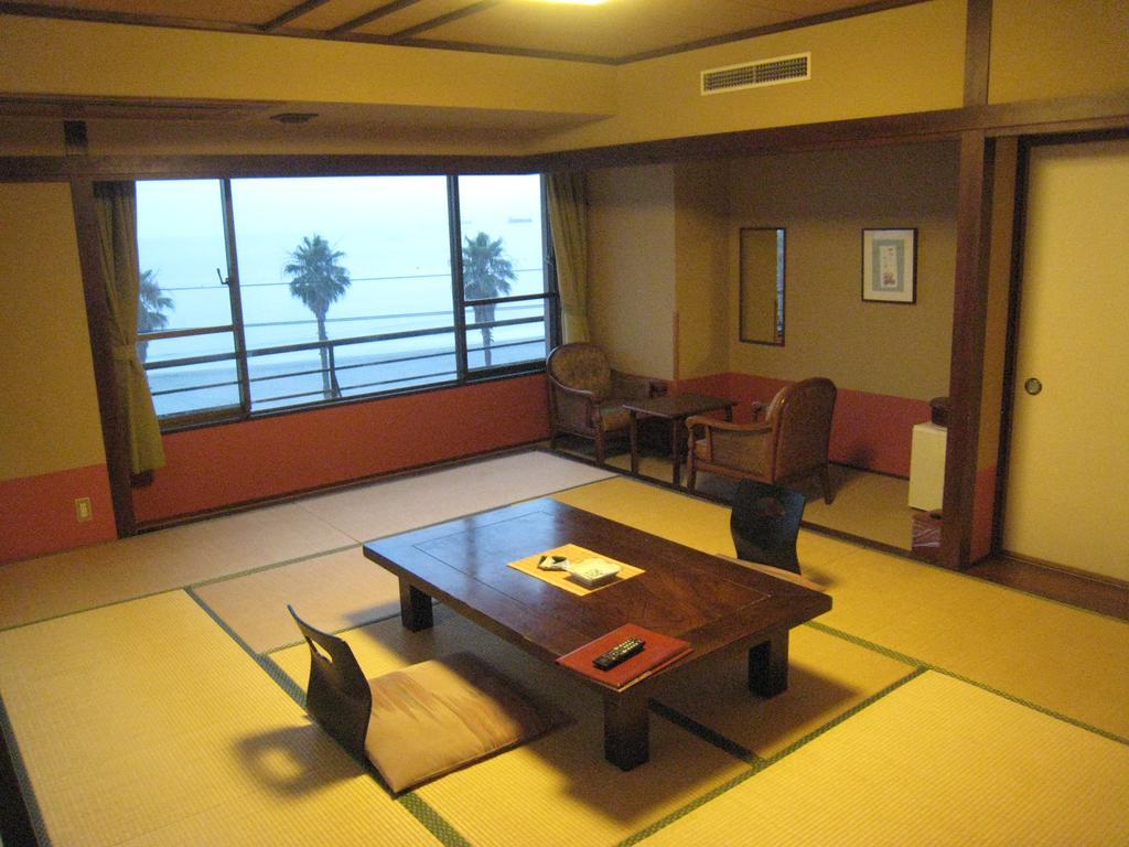 ホテルUtsumionsen Ichizu 愛知町 エクステリア 写真