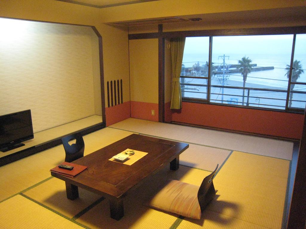 ホテルUtsumionsen Ichizu 愛知町 エクステリア 写真