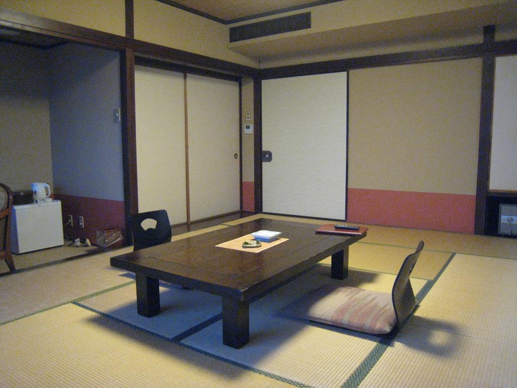 ホテルUtsumionsen Ichizu 愛知町 エクステリア 写真