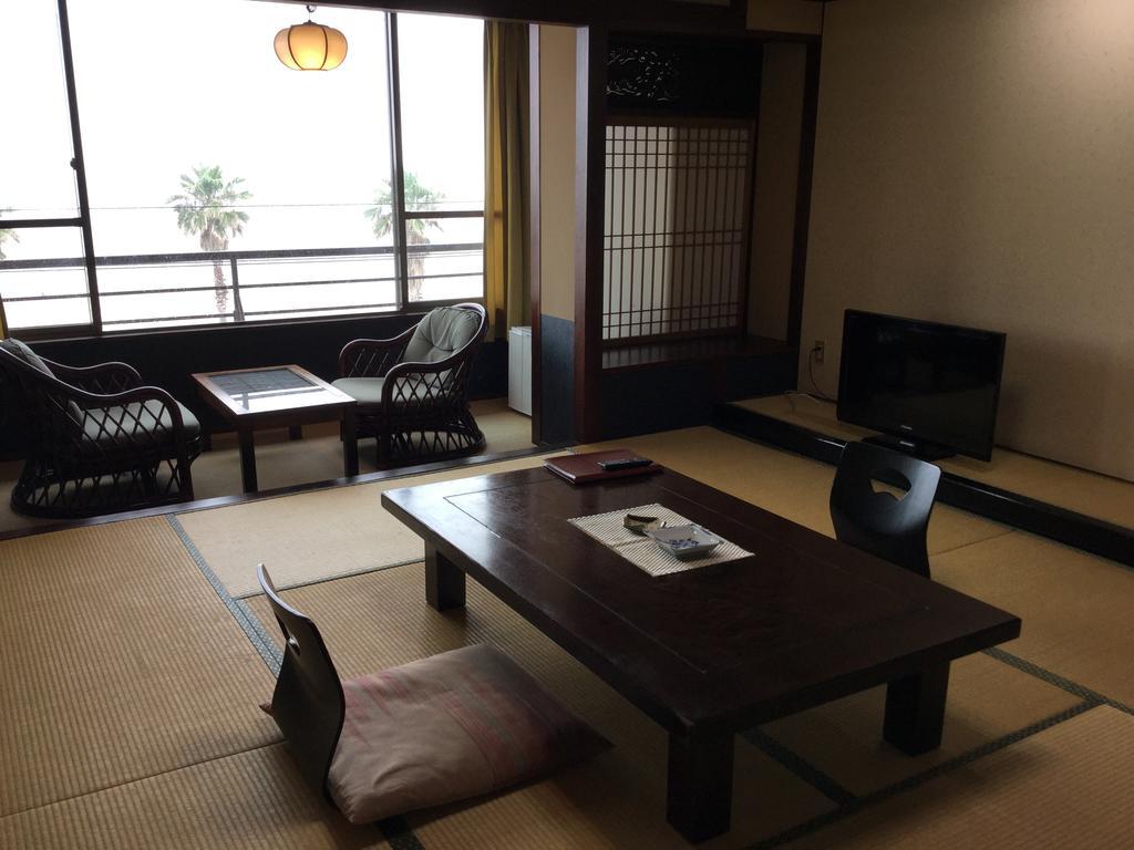 ホテルUtsumionsen Ichizu 愛知町 エクステリア 写真